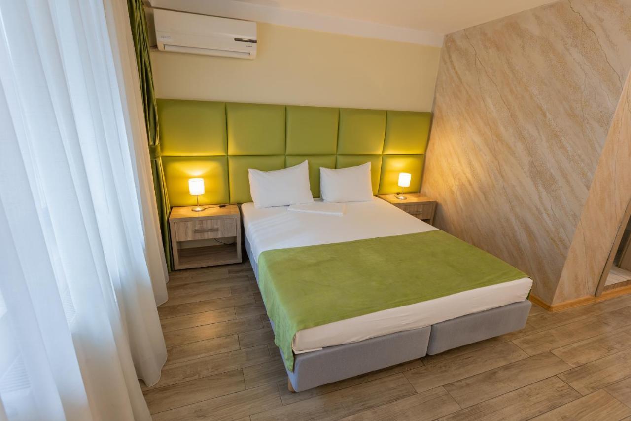 Hotel Corvaris Bucarest Extérieur photo