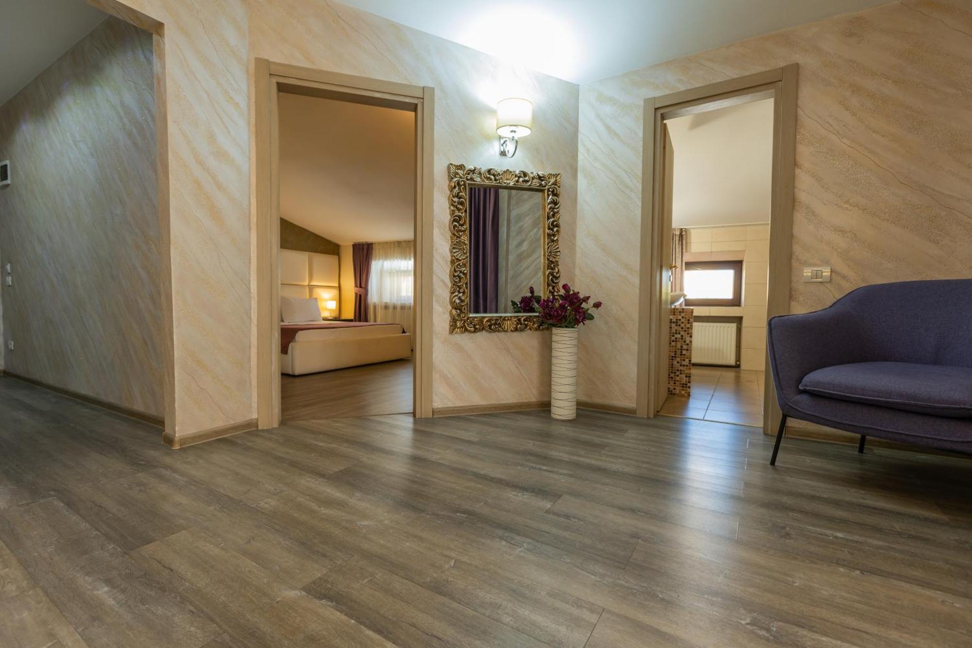 Hotel Corvaris Bucarest Extérieur photo